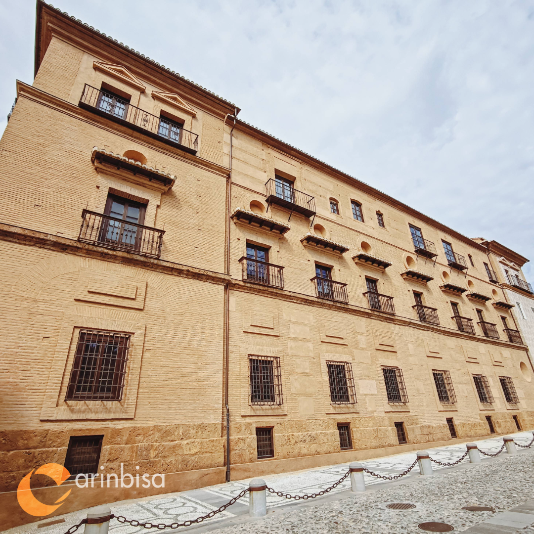 Rehabilitación con ventanas de madera en la Abadía del Sacromonte