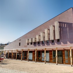 Puerta exterior :: CARINBISA Fabricante nacional ventana madera y madera  aluminio. Carpinteria industrial y domestica